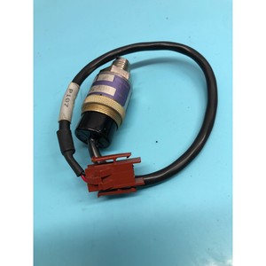 สวิตช์สุญญากาศ Wasco SV-120-31W3/5911-1, 1A - อุปกรณ์และอะไหล่เซมิคอนดักเตอร์ระดับโลกที่เชื่อถือได้ - Product Image 4