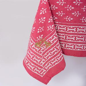 Nouvelle arrivée : Nappe en coton imprimée à la main avec motifs floraux indiens Dabu, design de bordure, nappe de table - Product Image 6