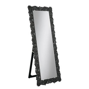 Miroir sur pied décoratif en métal noir, idéal pour le salon, miroir élégant pour l'intérieur de la maison et à usages multiples, provenant d'Inde - Product Image 1