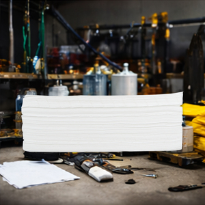 SABER Eco-Friendly Industrial Oil Cleanup Pads Model SO200-PD Heavy Duty 100% Polypropylene Oil Absorbent for Workshop Factory - Product Image 4