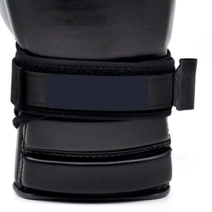 Convertisseur de gants de boxe à lacets en sangles avec système auto-agrippant pour un ajustement sûr et confortable lors des séances d'entraînement en salle de sport - Product Image 2