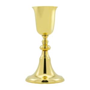 Cáliz de color dorado de moda, también personalizable con relieve. El caliz es hecho a mano con suministros religiosos de latón de alta calidad. - Product Image 6