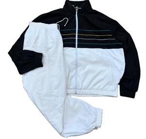 Ensemble de survêtement unisexe de haute qualité personnalisable avec logo et design unique - Product Image 1