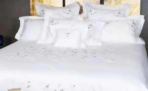 Custom Embroidery Dot Geometric Pattern 100% Cotton 180TC Duvet Cover Sets European-American Style Home Bedding Machine Washable - Product Image 3