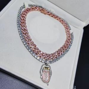 จี้เงินสเตอริง925ฮิปฮอปหรูหรากำหนดเองเครื่องประดับอย่างดีของผู้ชายที่มีเพชร VVS Moissanite เพชรวัสดุหลักที่ทำจากโลหะผสมเย็น - Product Image 1