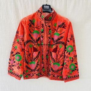 Chaqueta de algodón Suzani hecha a mano en India, chaqueta corta bordada a mano, abrigo unisex, chaqueta corta Suzani hecha a mano - Product Image 2