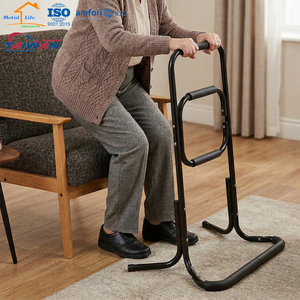 Soporte Portátil para Personas Mayores Hecho en Taiwán, Ayuda para Levantarse de la Silla y la Cama, Ajustable, con Pasamanos Ergonómicos Acolchados de Seguridad - Product Image 2