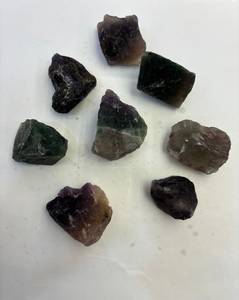 Fluorite naturelle multicolore en blocs bruts – Vente en gros de pierres de fluorite brute - Product Image 1