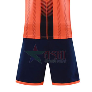 Uniforme de Fútbol Personalizado al por Mayor para Adultos, Tallas Grandes, de Alta Calidad, Secado Rápido, Ecológico, con Diferentes Colores y el Mejor Estilo de Última Moda - Product Image 2