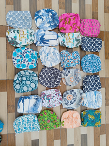 Large <b>Storage</b> Women Makeup Bag Quilted Fabric Wholesale Cosmetic Organizer High Quality Durable <b>Toiletry</b> Case Zipper Closure Bag - Product Image 5