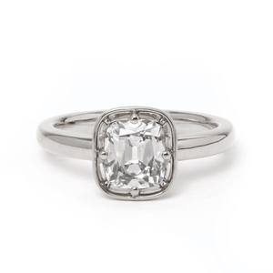 Anillo de Moissanita con Corte Cojín y Halo Oculto Clásico para Mujer, Plata 925 Original con Baño de Oro Amarillo, Regalo de Compromiso Nupcial - Product Image 2