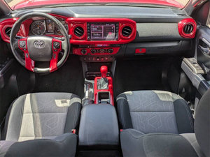 Toyota Tacoma 2023 d'occasion très propre à vendre - Product Image 2