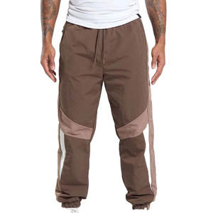 Conjunto Deportivo Corto de Invierno 2025 Personalizado para Hombre, Chaqueta con Cremallera y Pantalones Deportivos, con Opción de Tallas Grandes, Hecho de Poliéster - Product Image 5