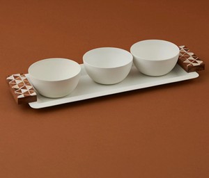 Moderna tazón de metal para dátiles con tapa de cúpula, acabado negro mate, para servir dátiles y chocolate, ideal para Ramadán, Eid y Majlis, disponible al por mayor. - Product Image 4