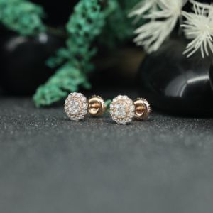 Pendientes de Oro Rosa con Moissanita y Halo de Plata de Ley 925 |   Pendientes de tuerca con diseño de diamantes en racimo redondo para mujer, venta al por mayor - Product Image 4