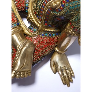 Sculpture en laiton Bhagawan Indradev de 14 pouces incrustation complexe et travail fait à la main en filigrane pour la maison et le temple fabriqué en Inde - Product Image 4