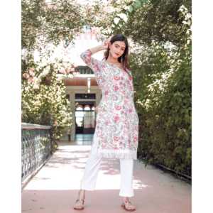 Conjunto de Traje Buta Multicolor con Base Blanca, Talla XS - Product Image 4