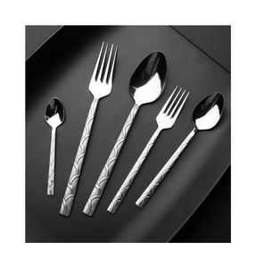 Elegante Juego de Cubiertos de Acero Inoxidable Plateado Martillado para Cenas de Moda y Eventos Especiales, Juego de Cubiertos Modernos para Restaurante - Product Image 6