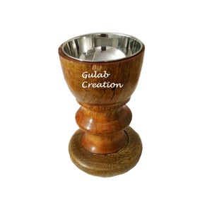 Boîte à brûleur Bakhoor en bois avec insert en laiton et couvercle en métal | Porte-encens et Oud moderne pour parfum de maison et cadeaux islamiques - Product Image 3