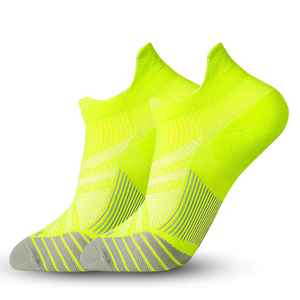 OEM ODM <b>Black</b> Ankle Low Cut <b>Socks</b> Anti-Slip Soccer Football Men Grip Ankle Sport <b>Socks</b> Multicolor For Summer Sport Wear - Product Image 3