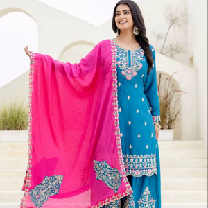 Traje Palazzo de Diseño Moderno Gulkayra en Seda Chinon con Elegante Bordado de Secuencia Codificada para Bodas, Fiestas y Eventos Festivos - Product Image 1