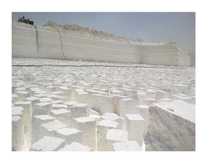 Bloques de Piedra Caliza Blanca Extraída de Cantera, Cubos de Piedra Natural en Bruto, Unidades Grandes Cortadas para Uso en Construcción, Revestimiento y Suelos - Product Image 2