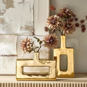 Vase à fleurs en métal rustique, décoration de ferme, aspect vintage, matériau durable, support élégant pour arrangement floral, centre de table - Product Image 1