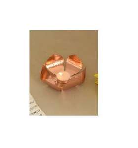 Porte-bougies chauffe-plat personnalisable à motifs floraux, qui apporte une sophistication subtile aux étagères, aux tables d'appoint et aux rebords de fenêtre. - Product Image 5