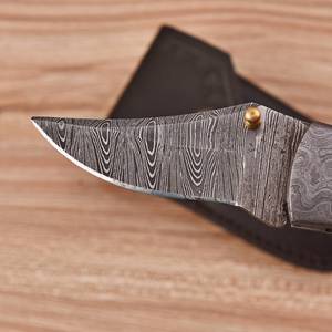 Cuchillo EDC de caza UA Supplies de grado industrial, hecho a mano, de acero de Damasco, con mango de Micarta negra, deslizable, con cierre de clip y punta de cuchillo. - Product Image 4