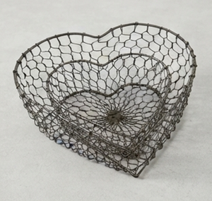 Premium Heart Shape Metal <b>Wire</b> <b>Storage</b> <b>Basket</b> Rustic Style for Home Decoration Stylish Home Accent - Product Image 2