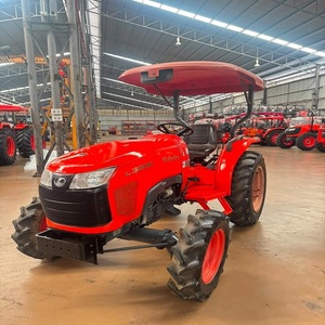 Tractor Kubota L3200 de Uso Pesado para Tareas Agrícolas con Construcción Duradera y Excelente Utilidad para Trabajo Agrícola - Product Image 1