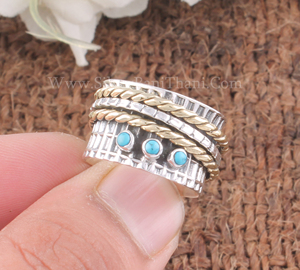 Anillo giratorio de plata de ley 925 con engaste de bisel de turquesa, hecho a mano, clásico, bohemio, delicado, solitario, certificado Jaipur - Product Image 1