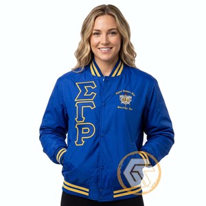 Veste universitaire personnalisée GREEK TREASURES Sigma Gamma Rho en satin brodé matelassé imperméable respirant rembourré 100% polyester - Product Image 1