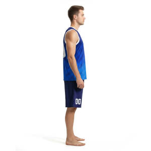 Ensemble d'uniformes de basketball professionnels pour hommes, maillot et short de basketball par sublimation, respirant, pour les matchs et les tenues d'équipe - Product Image 3