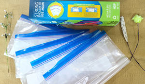 Sac alimentaire à double fermeture éclair de haute qualité assurant un emballage étanche et réutilisable pour la conservation des aliments - Product Image 3