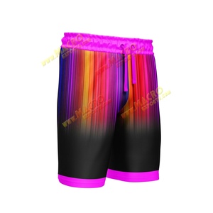 Shorts de football respirants à séchage rapide, conçus pour une performance optimale, offrant un confort dynamique, une coupe ajustée et un motif inspiré de la mode urbaine. - Product Image 5