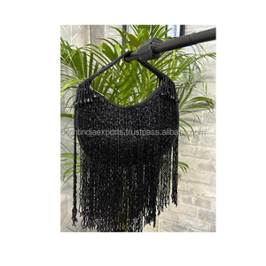 Sac de soirée demi-lune perlé fait main avec bandoulière à lignes, accessoire de fête tendance - Product Image 1