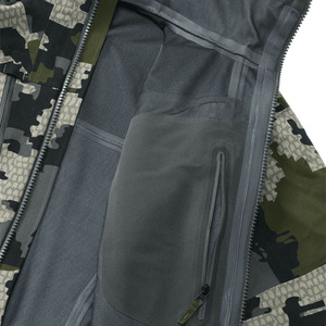 Veste de chasse personnalisée unisexe imperméable coupe-vent en polyester camouflage subalpin à perles, veste softshell à capuche, équipement tactique d'extérieur - Product Image 5