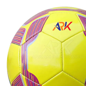 Ballon de football professionnel de bonne qualité, surface durable, conçu pour améliorer les compétences - Product Image 3