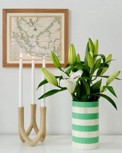 Jarrón de flores con incrustaciones de hueso artesanal tradicional de diseño moderno, jarrón de pared elegante para bodas y decoración del hogar - Product Image 1