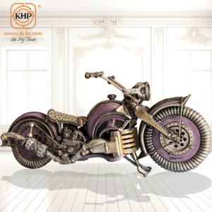 Sculpture de moto en fer Khang Hung Phat, style antique, art soudé, pièce décorative, finition violet et argent - Product Image 1