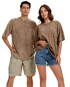 เสื้อยืดวินเทจผู้ชาย ทรงโอเวอร์ไซส์ ผ้าฟอกสี 280 กรัม คอวีแบบดรอปโชว์เดอร์ แขนสั้น สีพื้น ยูนิเซ็กส์ - Product Image 2