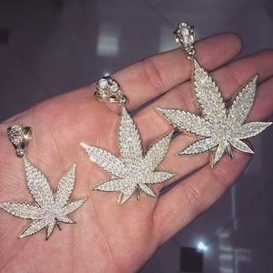 Breloques serties de fleurs avec diamants Moissanite VVS, en argent 925 plaqué or, bijoux classiques pour femmes pour les fêtes - Product Image 4