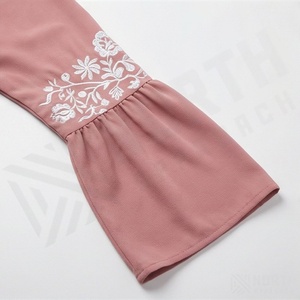 Nuevo Diseño de Abaya, Kaftán Modesto y Elegante con Mangas de Murciélago, Vestido Musulmán para Mujer, Satén Brillante de Alta Calidad, Venta al Por Mayor - Product Image 5