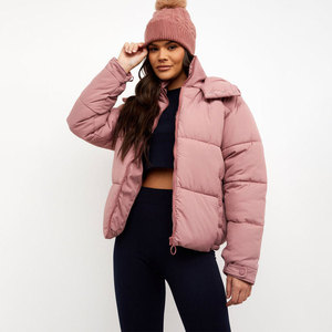 Chaqueta Deportiva Ajustada Personalizada para Mujer, Precio de Fábrica, Chaqueta Acolchada Personalizada para Mujer - Product Image 1