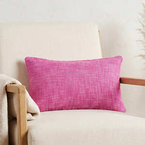 Housse de coussin lombaire décorative texturée en coton de designer Mustard, 14 × 36 pouces - Product Image 6