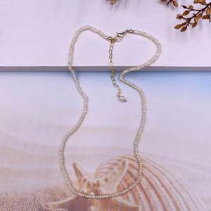 Collar Elegante Estilo Hepburn Vintage Wenchi para Mujer, Cadena de Clavícula con Cuentas de Arroz Irregulares y Perla Natural de Agua Dulce - Product Image 1