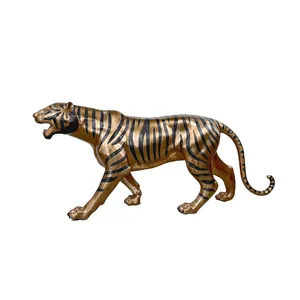 Figura de Tigre Dorada Hecha a Mano Contemporánea, Grabada con Impresión, Acabado Antiguo Pulido, Escultura Decorativa para el Hogar, para Decoración de Bodas y Regalo - Product Image 2