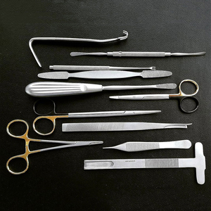 Kit d'instruments chirurgicaux pour la poitrine en acier inoxydable de qualité supérieure, de qualité médicale, pour augmentation et réduction mammaire - Product Image 1