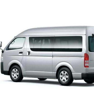 Autobús USADO de Alto Rendimiento 2018-2021, 13-15 Plazas, Techo Alto - Product Image 2